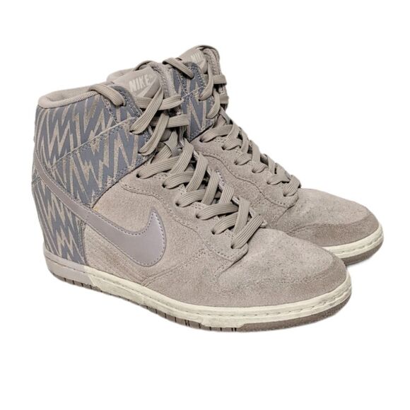 NIKE Women's Dunk Sky Hi Wedge Sneakers Gray 7 - Picture 11 of 11